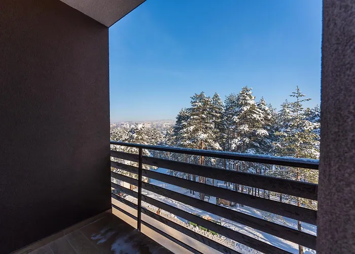 Mount Nesic 즐라티보